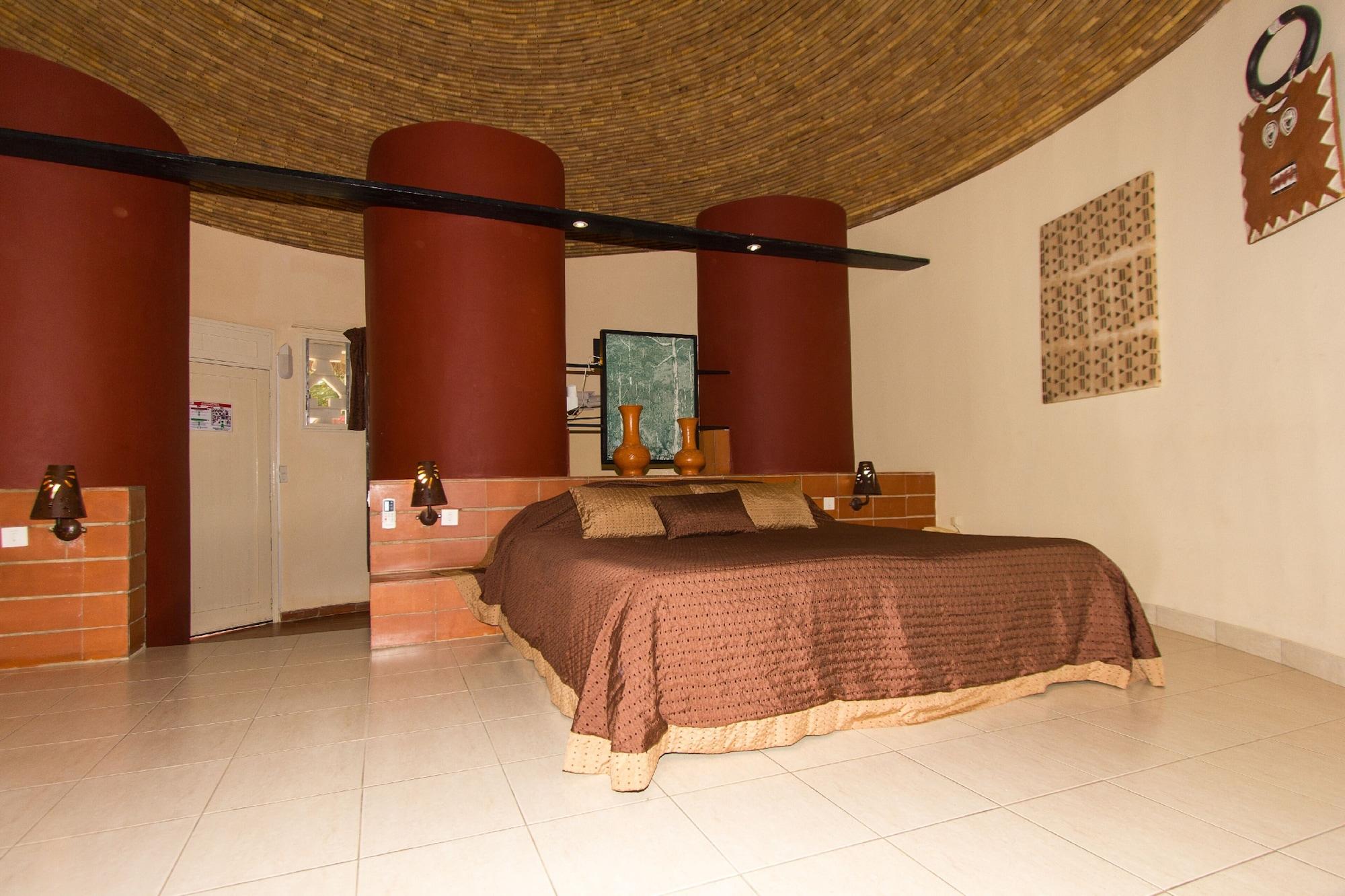 Hotel Royam ซาลี ปอร์ตูดัล ภายนอก รูปภาพ