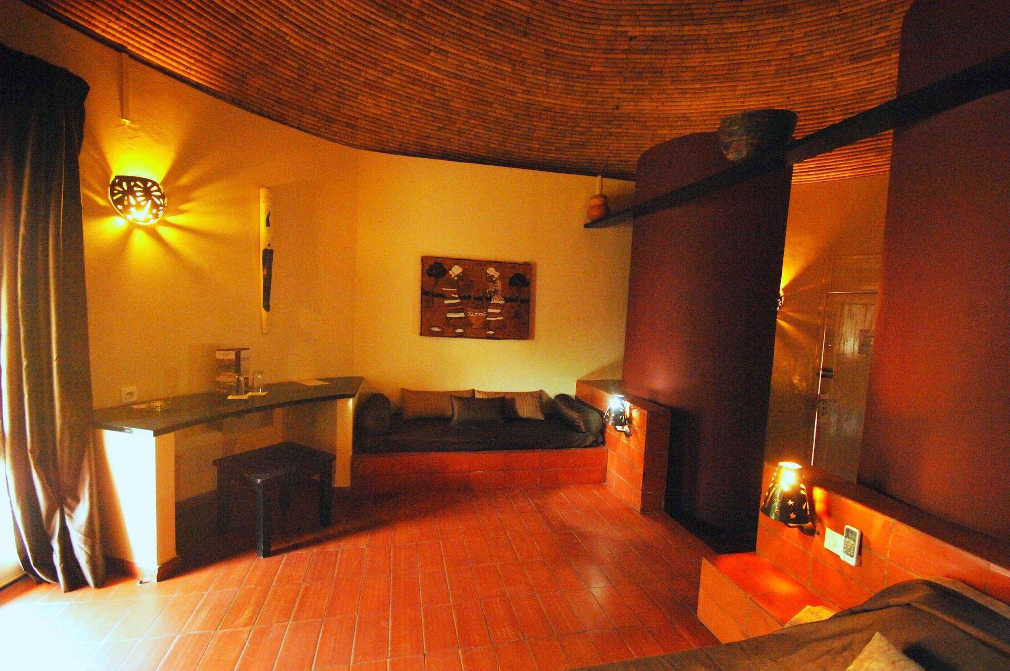 Hotel Royam ซาลี ปอร์ตูดัล ภายนอก รูปภาพ