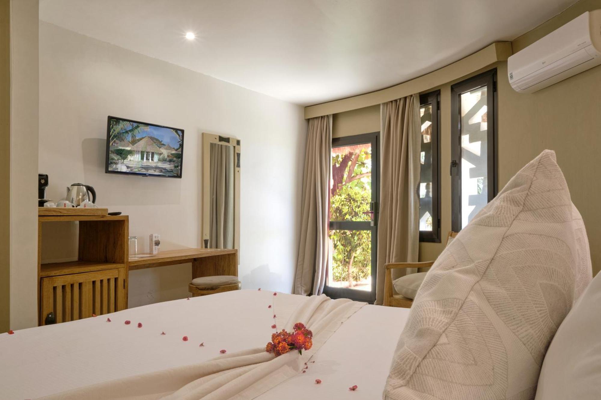 Hotel Royam ซาลี ปอร์ตูดัล ภายนอก รูปภาพ